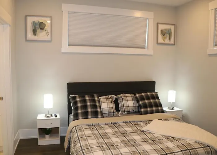Exquisite Haven 2bed 2bath Near Downtown And United Center